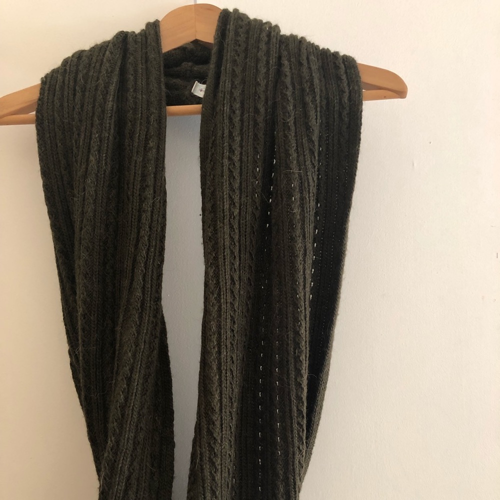 Soybu Infinity Scarf